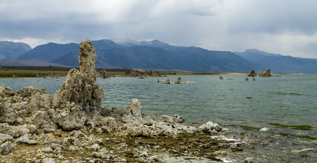 mono-lake.jpg
